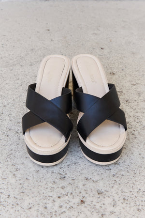 Weeboo Cherish The Moments Contrast Platform Sandals in Black-Teresa's Fashionista LLC