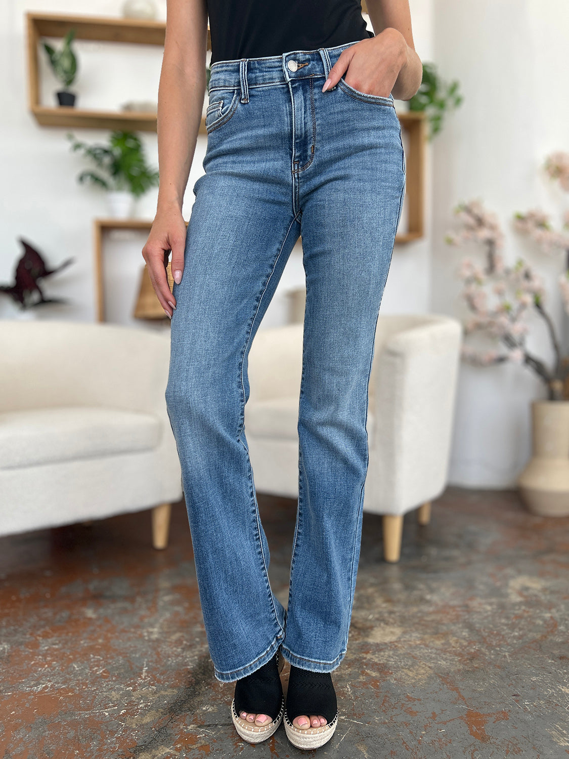 Judy Blue Full Size Mid-Rise Waist Straight Jeans - Teresa's Fashionista LLC