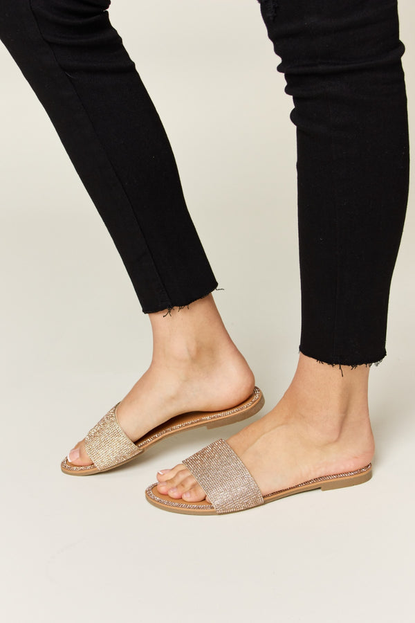 WILD DIVA Rhinestone Open Toe Flat Sandals-Teresa's Fashionista LLC