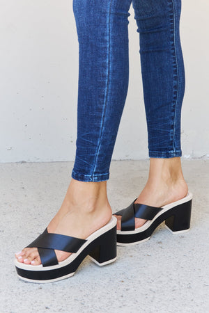Weeboo Cherish The Moments Contrast Platform Sandals in Black-Teresa's Fashionista LLC