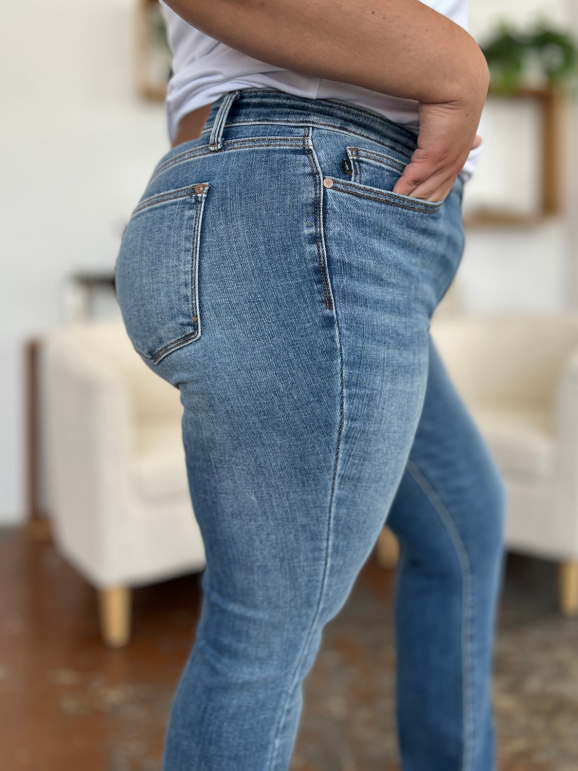 Judy Blue Full Size Mid-Rise Waist Straight Jeans - Teresa's Fashionista LLC