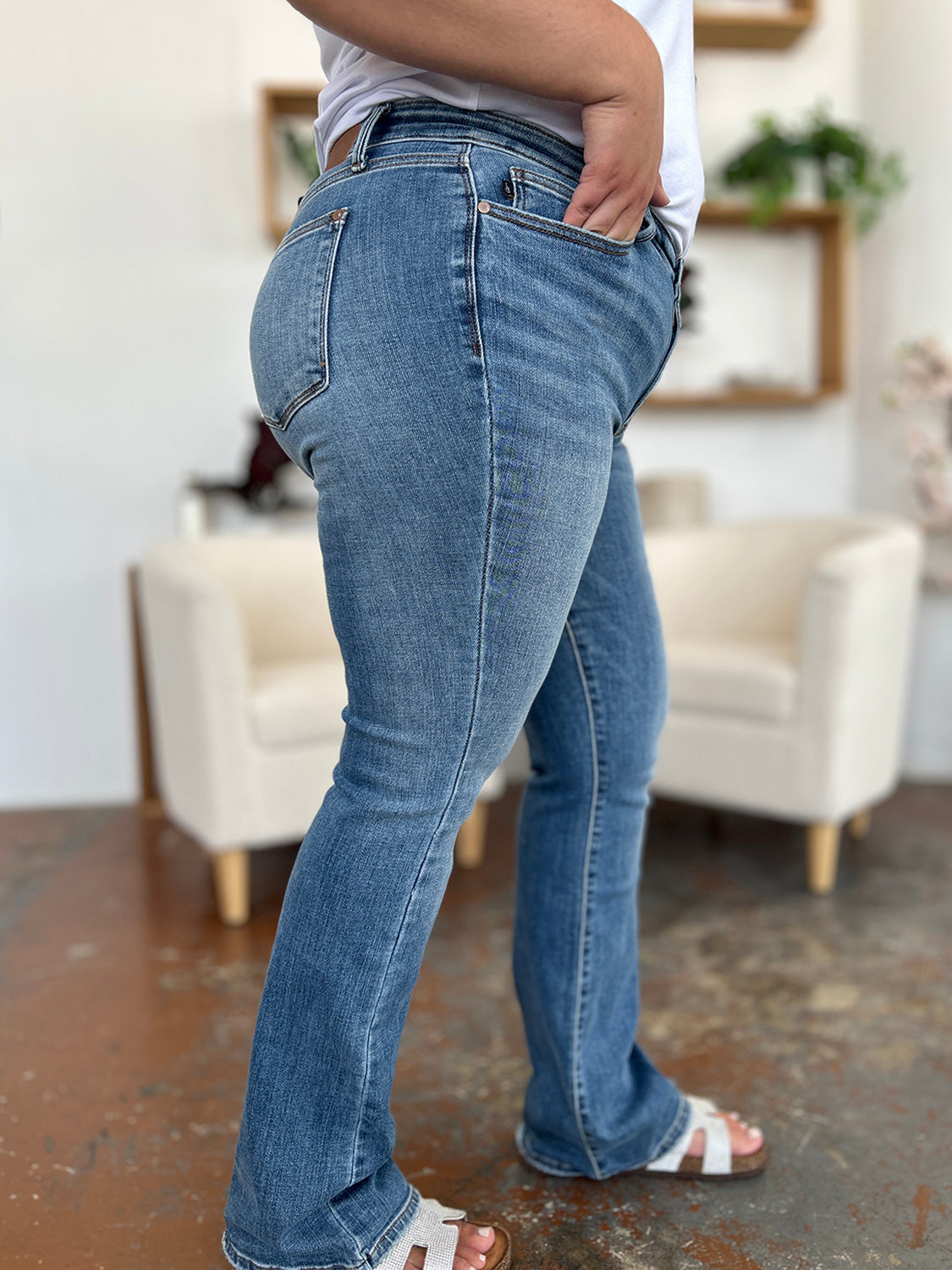 Judy Blue Full Size Mid-Rise Waist Straight Jeans - Teresa's Fashionista LLC