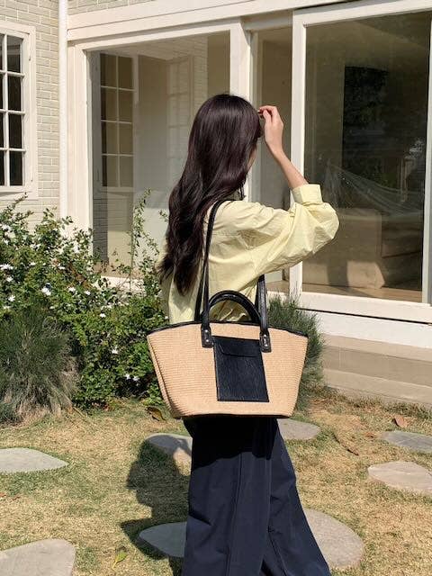 P25037 Straw Tote Bag w/Front Pocket