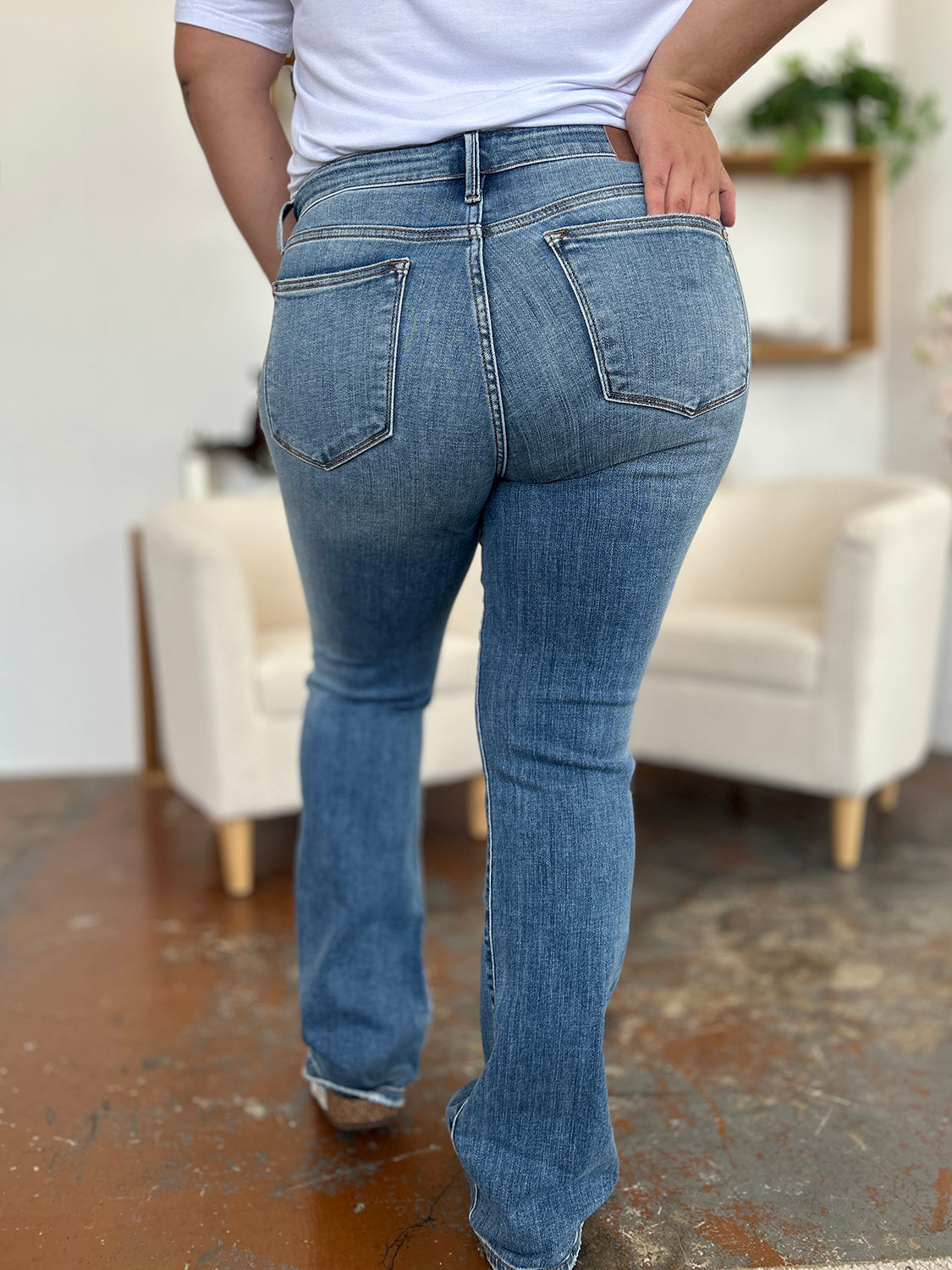 Judy Blue Full Size Mid-Rise Waist Straight Jeans - Teresa's Fashionista LLC