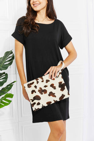 Come Along Animal Print Wristlet-Teresa's Fashionista LLC