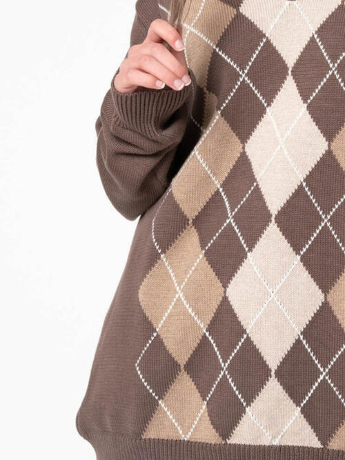 Geometric V-Neck Long Sleeve Sweater-Teresa's Fashionista LLC