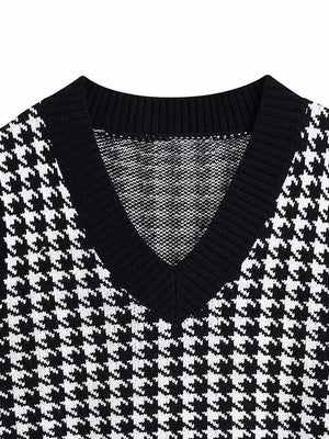 Houndstooth V-Neck Sweater Vet-Teresa's Fashionista LLC