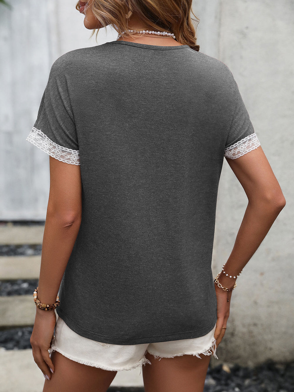Contrast Round Neck Short Sleeve Tee-Teresa's Fashionista LLC