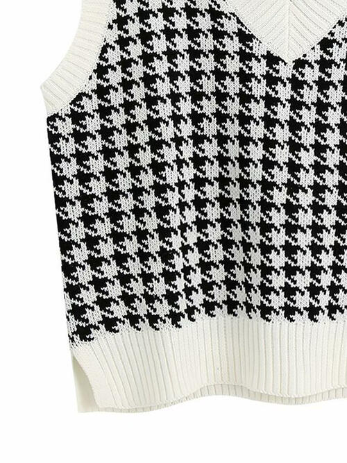 Houndstooth V-Neck Sweater Vet-Teresa's Fashionista LLC