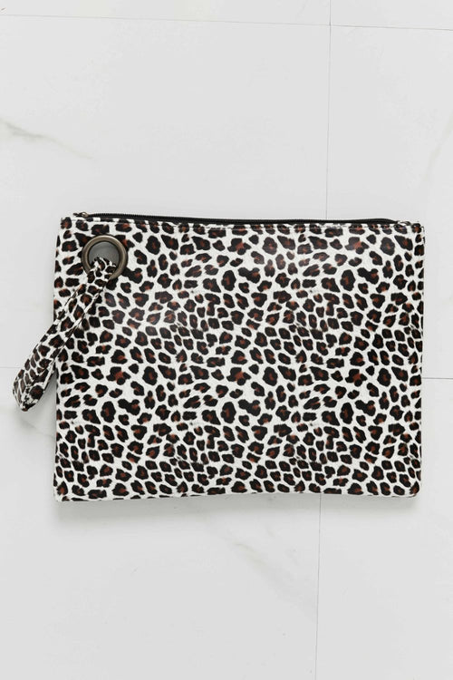 Come Along Animal Print Wristlet-Teresa's Fashionista LLC